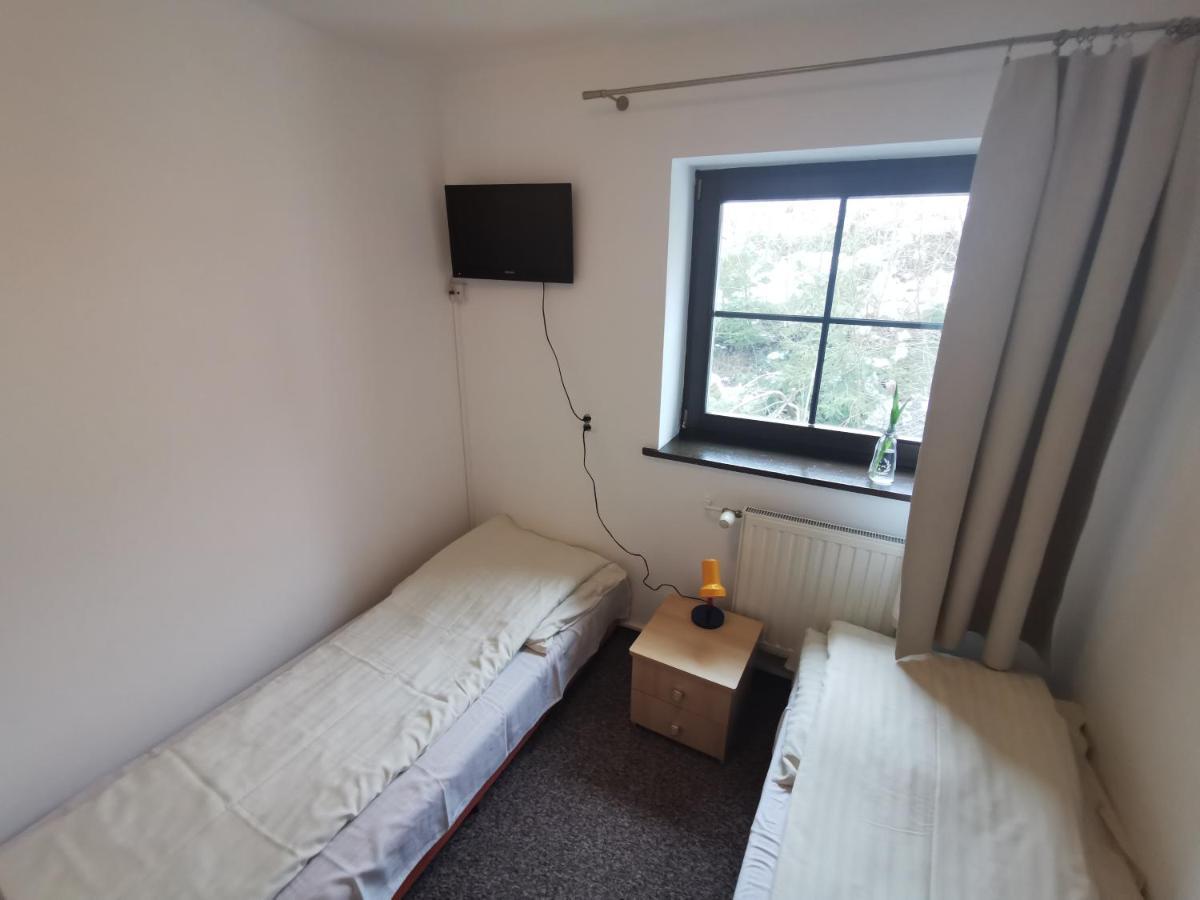 Straszny Dwór Hotel Duszniki Zdrój Quarto foto
