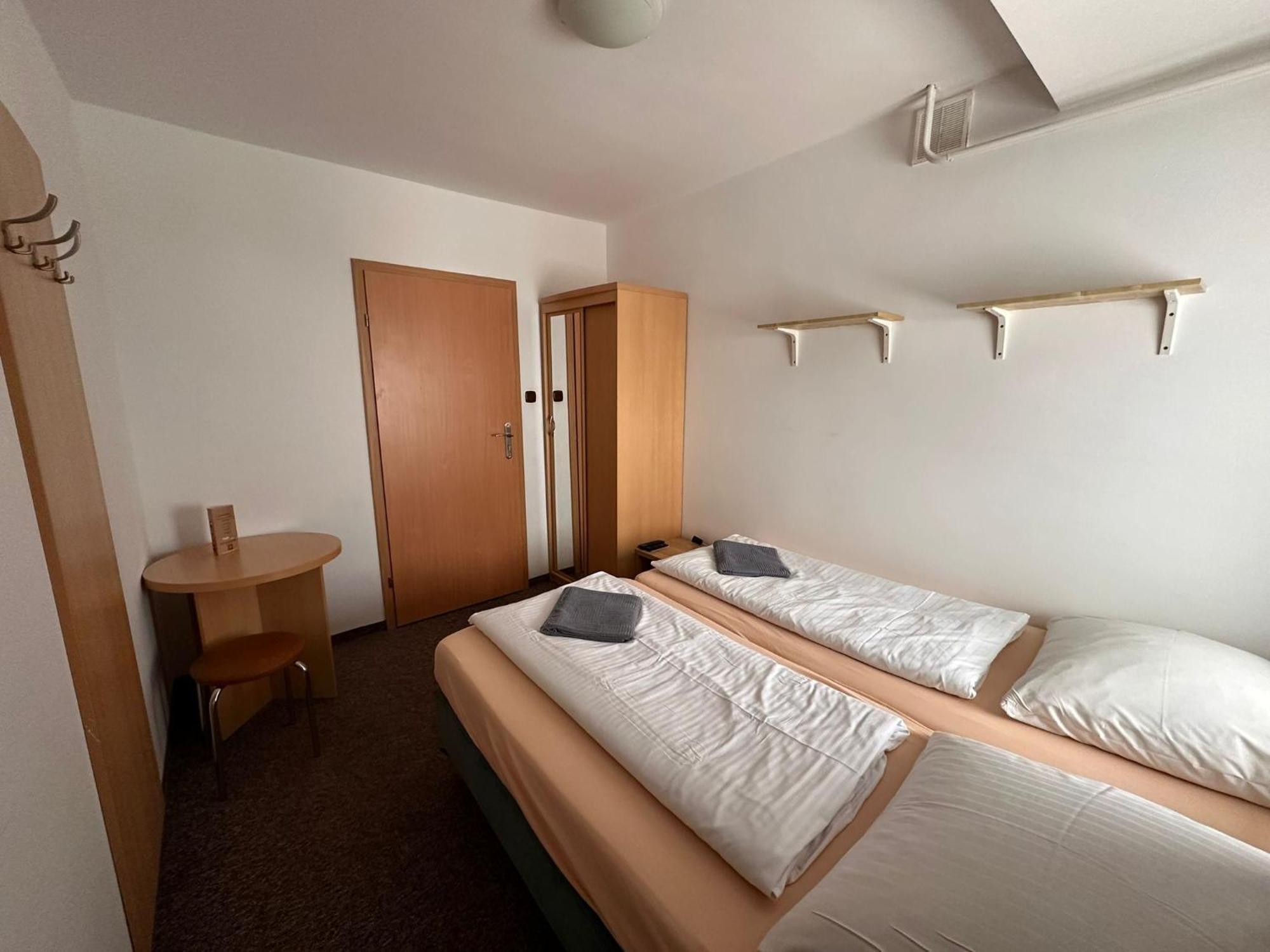 Straszny Dwór Hotel Duszniki Zdrój Quarto foto