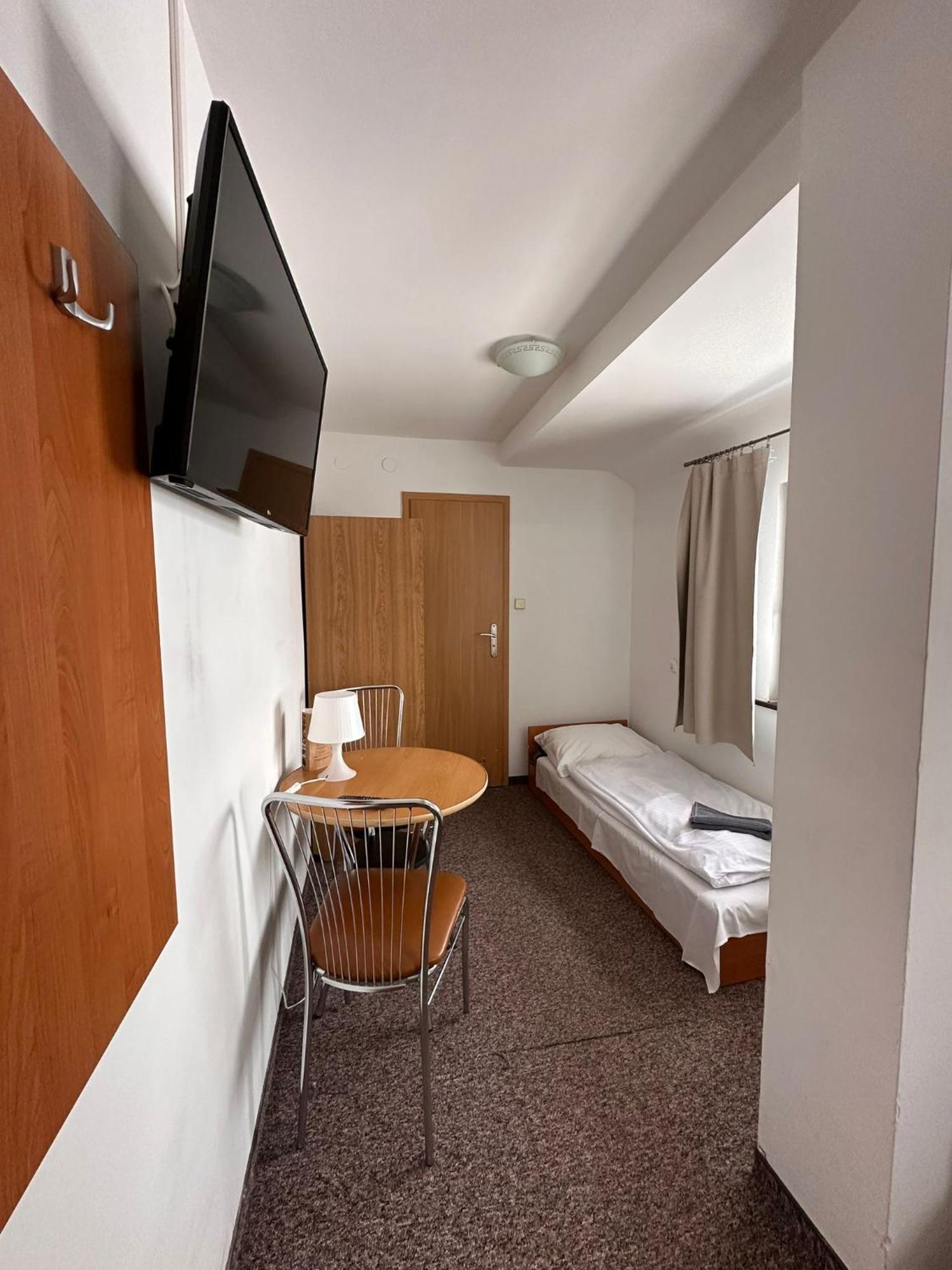 Straszny Dwór Hotel Duszniki Zdrój Quarto foto